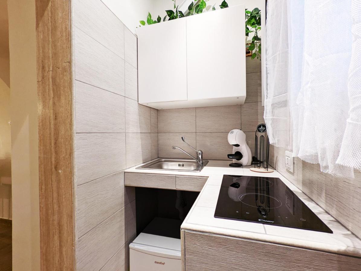 Dama Suite Love & Private Jacuzzi Bari Exterior photo